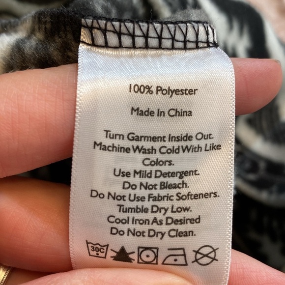 Eddie Bauer Radiator Arztec Patterned Fleece 2.0 Pullover sz L - Picture 10 of 11